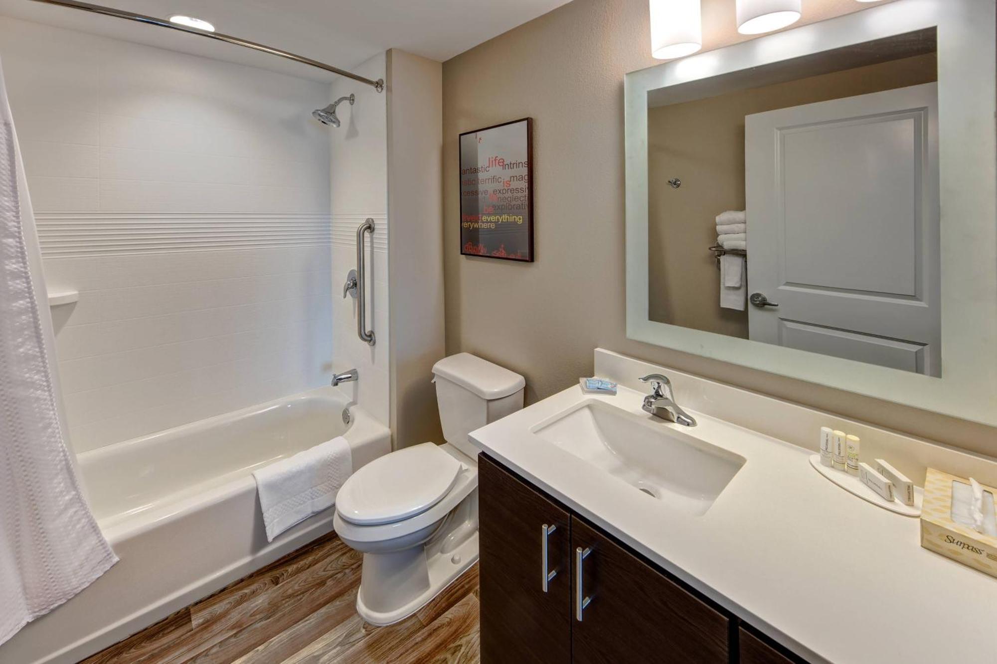 Towneplace Suites By Marriott Auburn University Area Exteriör bild