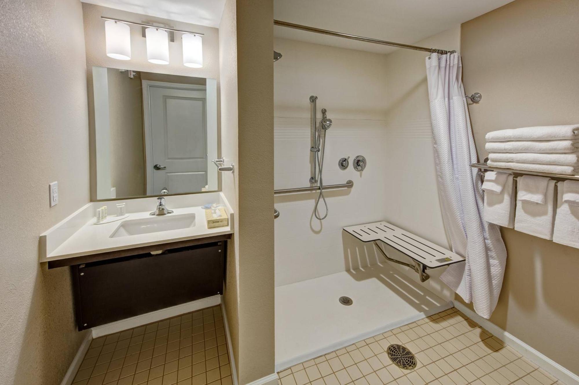Towneplace Suites By Marriott Auburn University Area Exteriör bild