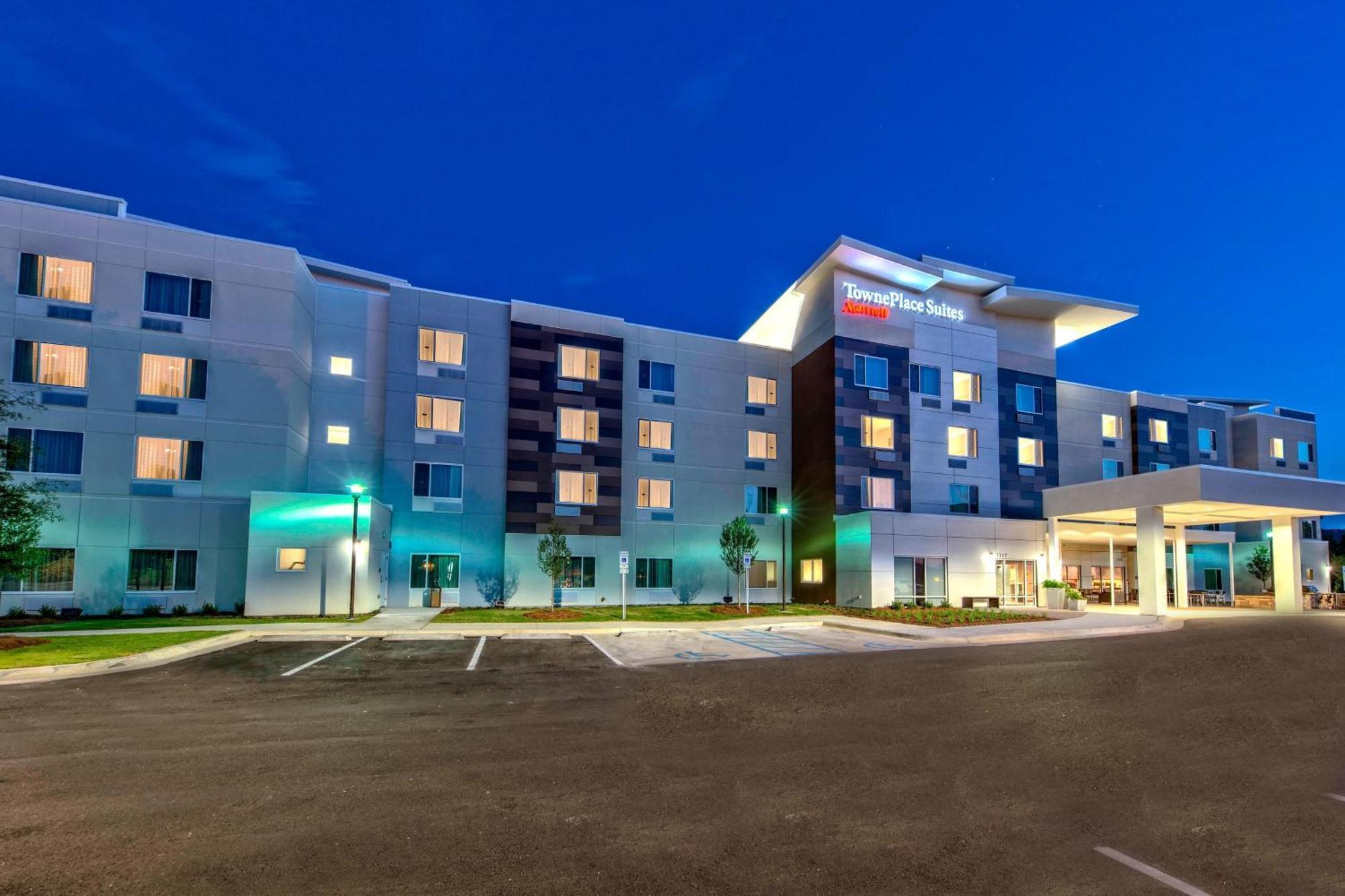 Towneplace Suites By Marriott Auburn University Area Exteriör bild